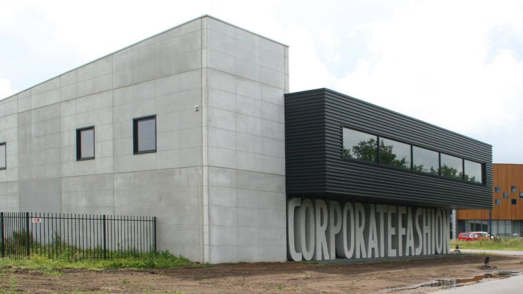 03-gallery-corporate-fashion-industries