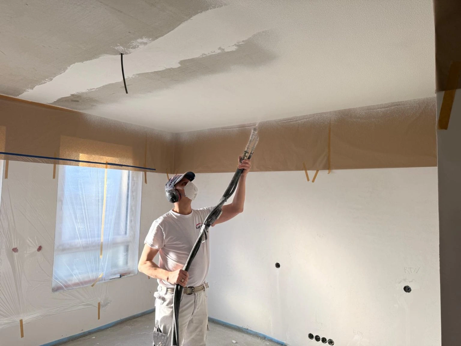 Spackspuitwerk-plafond-stukadoor-Goor